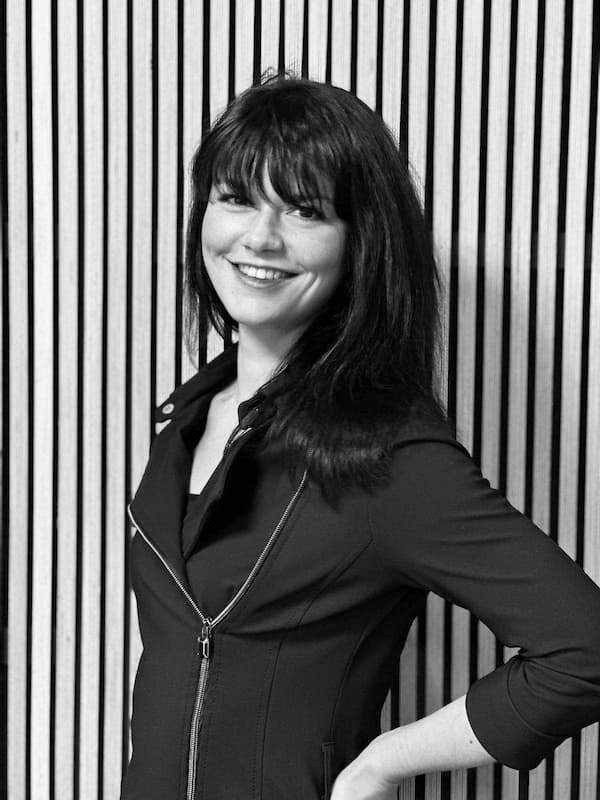 DEBERT VIRGINIE